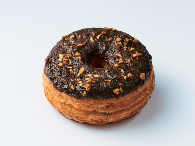 ミスタードーナツ『Mr.Croissant Donut（ミスタークロワッサンドーナツ）』　焼きチョコアーモンド