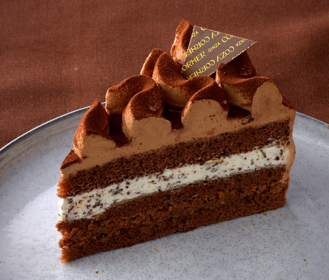 銀座コージーコーナー　さくさく食感のチョコレートケーキ